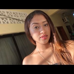 Meet your Posher, Celeste